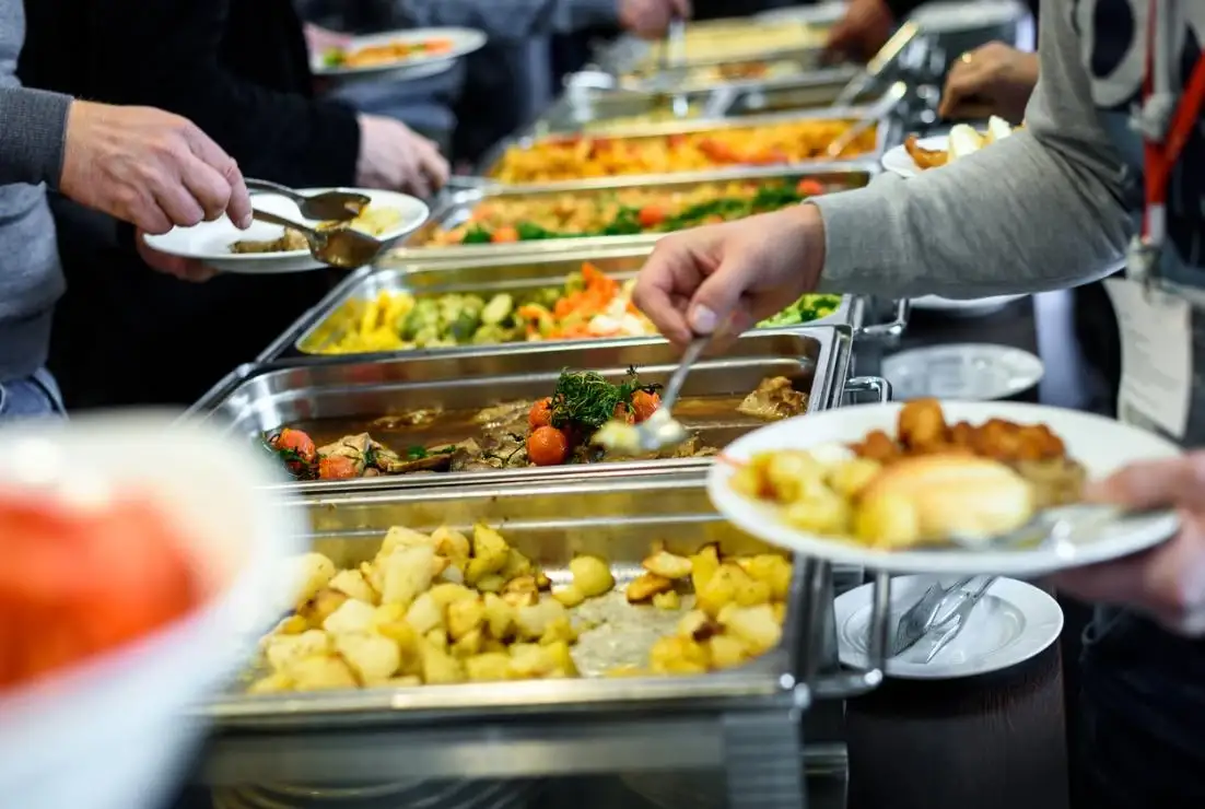The Benefits of Hiring a Catering Company for Your Christmas Party